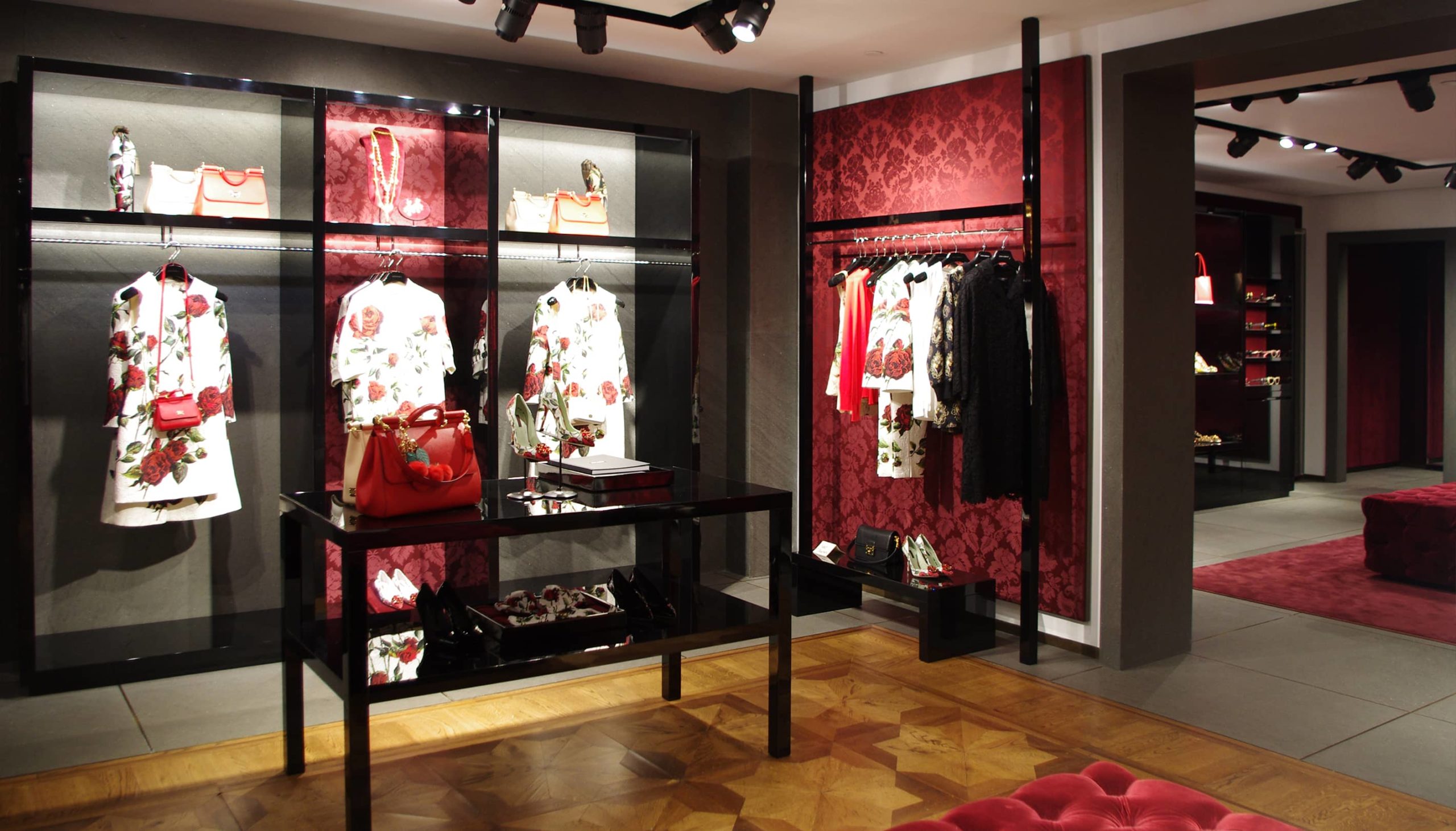 Dolce & Gabbana Retail Store - Studio Luz Architects