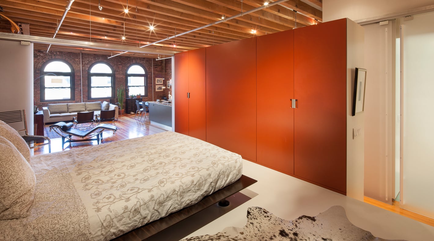 Leather District Loft - Flexible Wall Partition